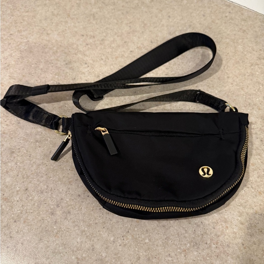 lululemon athletica Sleek Black Crossbody with Gold Details